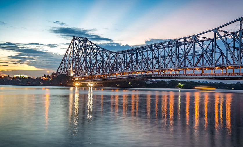 cruising-gently-down-the-hooghly-to-chandernagore