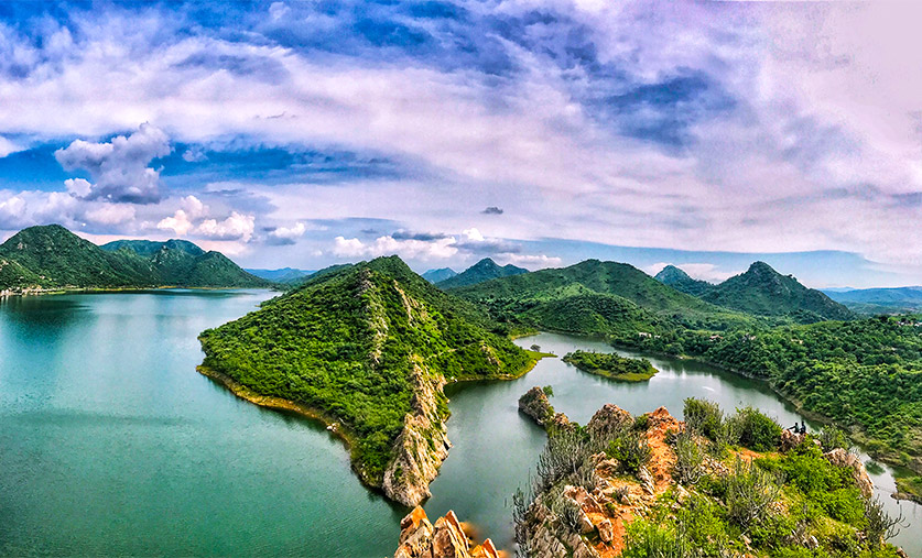 monsoon-whispers-in-udaipur-lakes-legends-rain-laced-escape