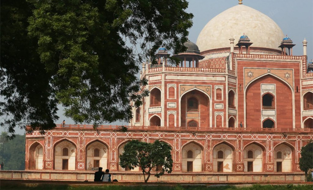 romancing-the-stone-rear-window-to-india-s-architectural-legacy