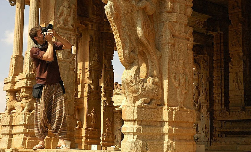 hampi-theatre-of-a-glorious-past