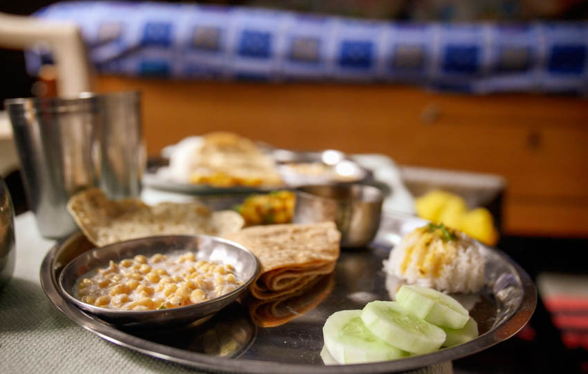 cooking-session-with-a-family-in-varanasi