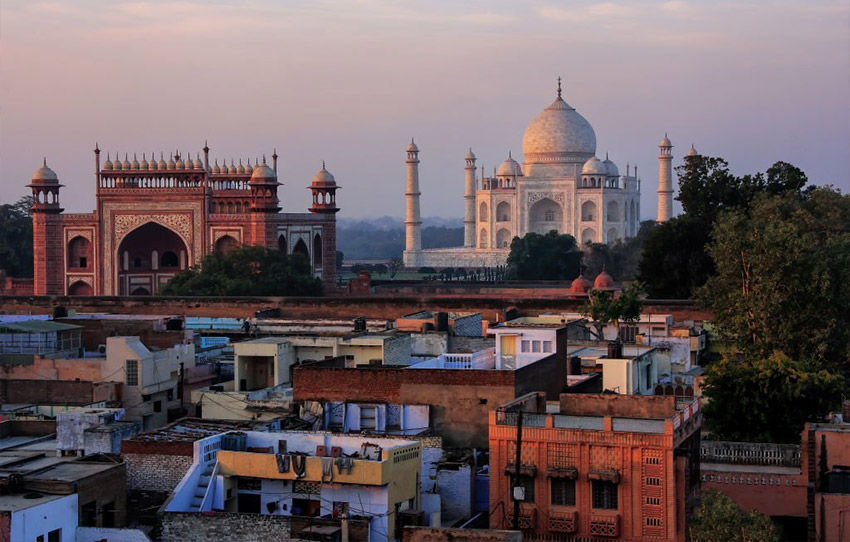 agra-by-night