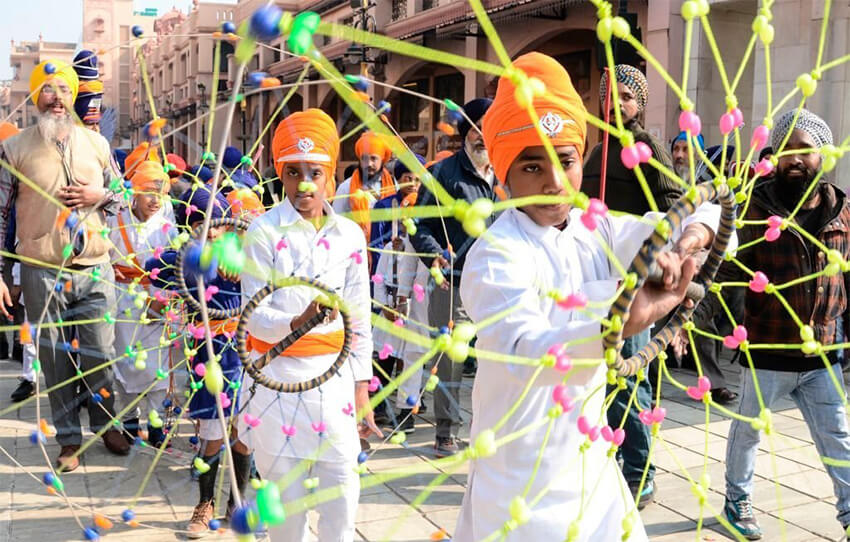 gatka-session-punjabi-martial-art-form