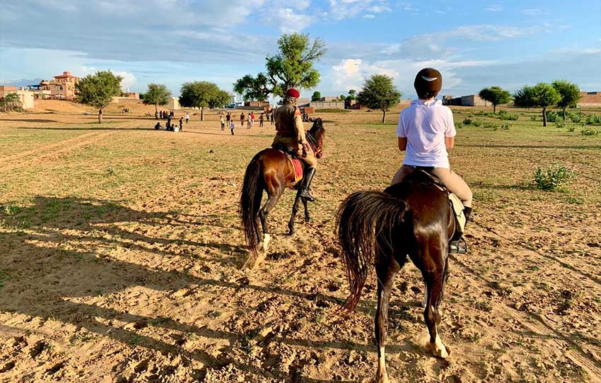 bonding-with-horses