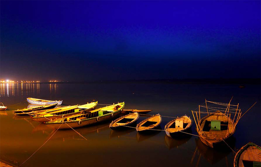 varanasi-by-night-walk-the-talk-with-the-road-less-travelled