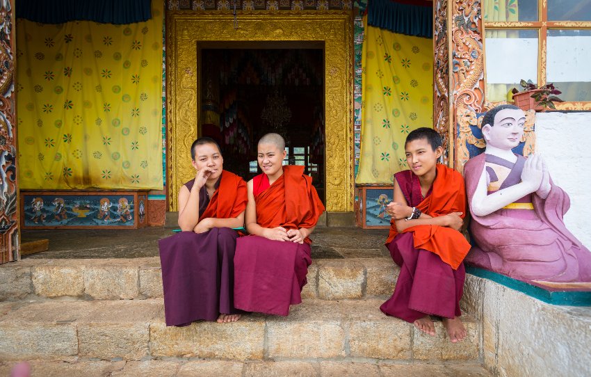 visit-a-nunnery-sangchhen-dorji-lhuendrup-lhakhang