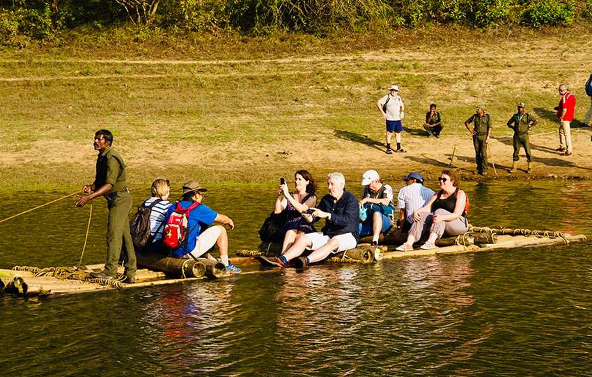 bamboo-rafting-inside-periyar-tiger-reserve