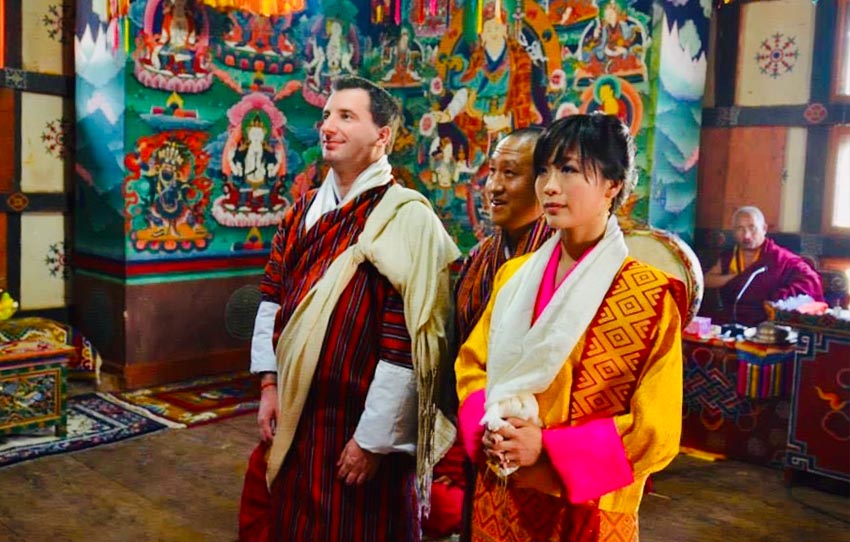 blessing-ceremony-at-a-temple