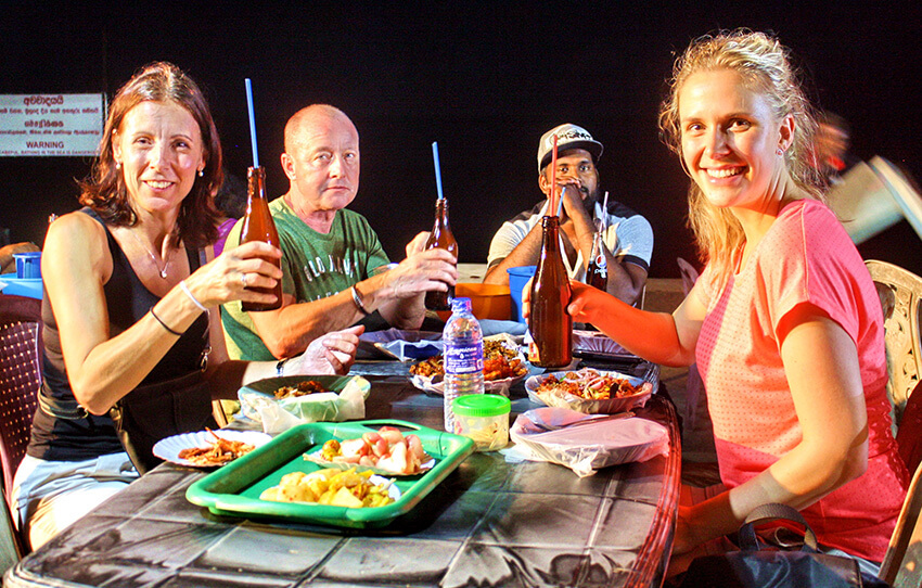 colombo-after-dark-by-bike