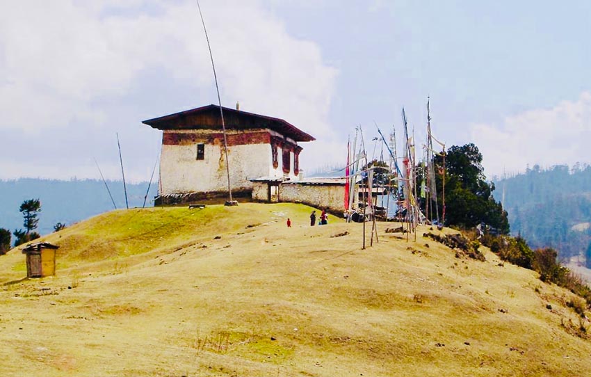 hike-to-jele-dzong