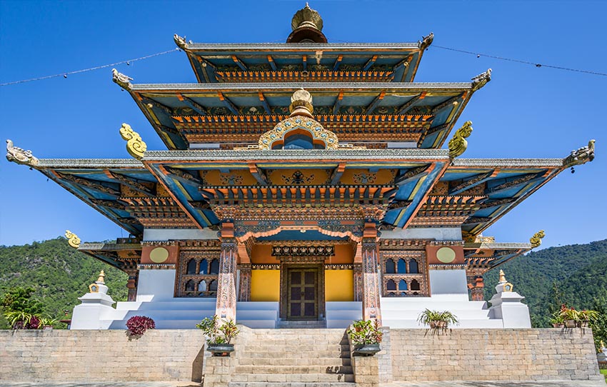 hike-to-the-khamsum-yulley-namgyal-chorten