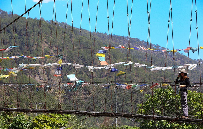 hike-to-the-khamsum-yulley-namgyal-chorten