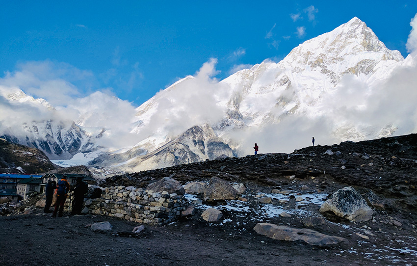 hike-with-everest-summiteer