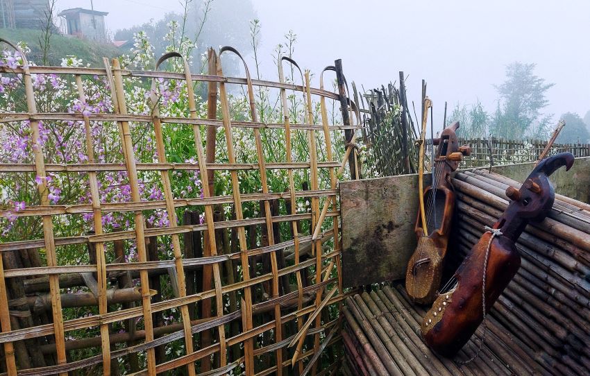 music-instruments-baithak-in-the-Hills.jpg