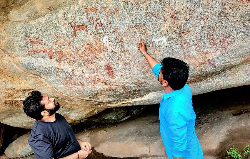 prehistoric-tour-of-hampi-led-by-a-local-shepherd
