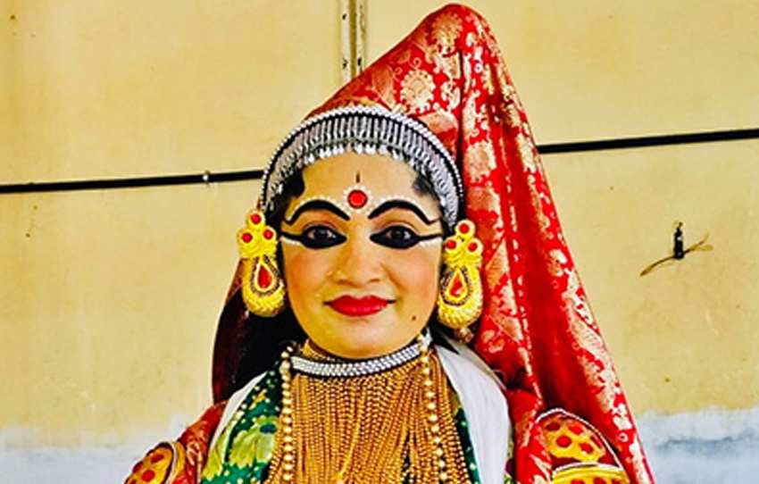 the-women-of-kathakali-1-AlphonSo-Stories.jpg