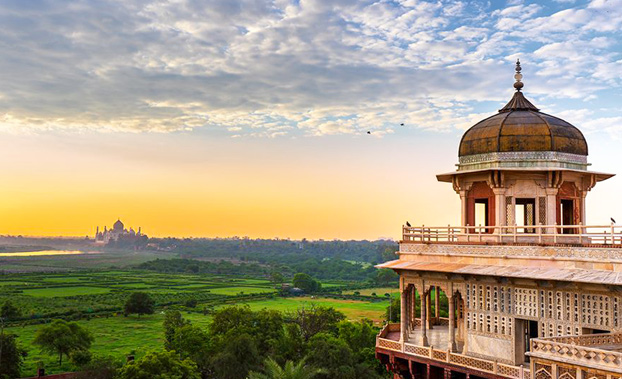 du-lever-du-soleil-la-lumi-re-des-toiles-triangle-d-or-udaipur-au-fil-des-heures