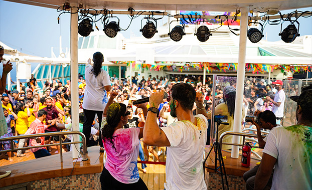 holi-hullabaloo-en-croisi-re-de-mumbai-lakshadweep