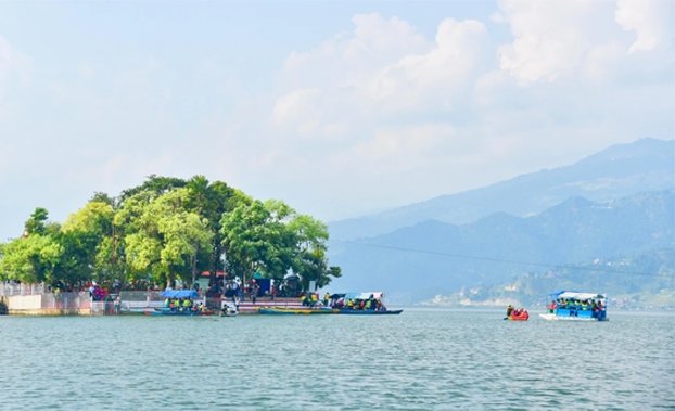 ce-qui-fait-du-n-pal-un-p-le-d-attraction-pour-les-amateurs-de-nature-de-culture-et-d-aventure