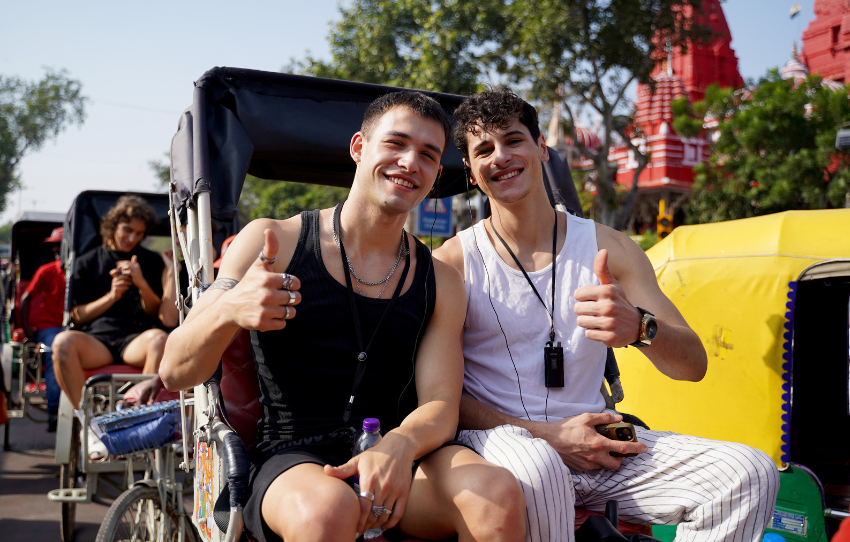 old-delhi-tour-on-luxurious-rickshaws