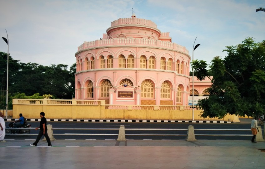 piste-des-empreintes-bleues-britanniques