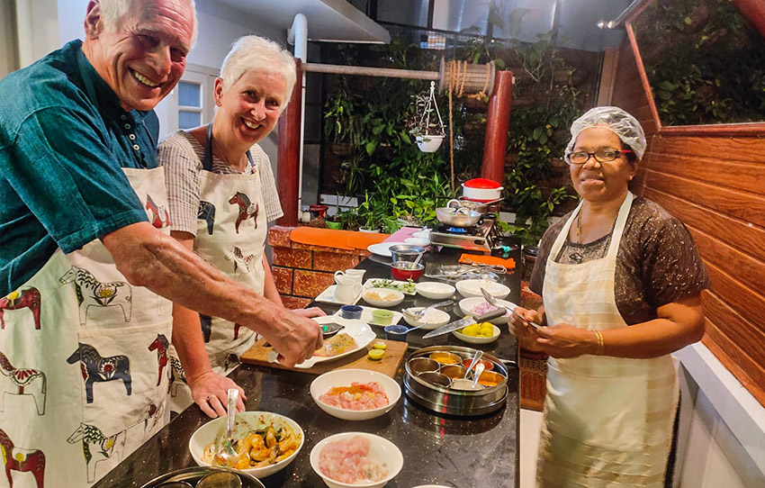 cuisiner-avec-les-roses-une-experience-cuisine-maison-a-kochi