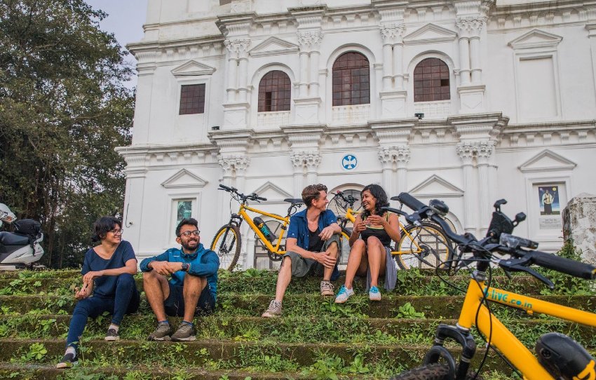 sechapper-vers-lîle-de-divar-centrale-goa