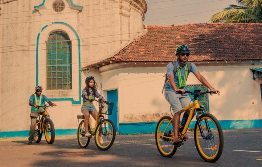 sechapper-vers-lîle-de-divar-centrale-goa