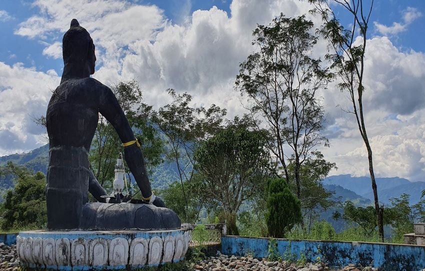 walk-in-peace-Darjeeling