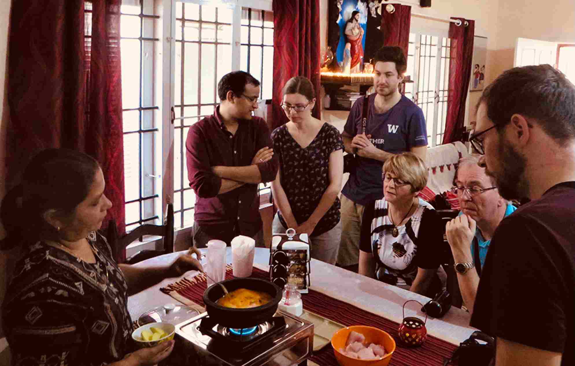 cuisine-demo-home-hosted-lunch-dinner