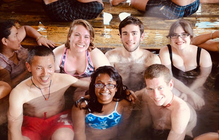 excursion-aux-sources-chaudes-a-gasa-explore-les-sources-deau-chaude-de-gasa