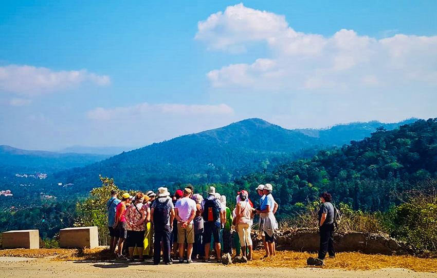 periyar-bouquet-par-jeep-matin-soiree-par-jeep-tea
