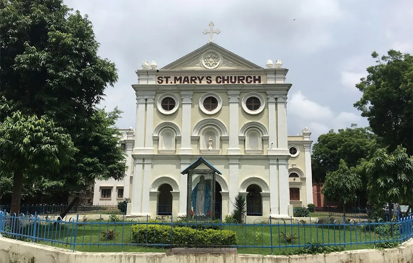 explorer-la-face-coloniale-de-lagra